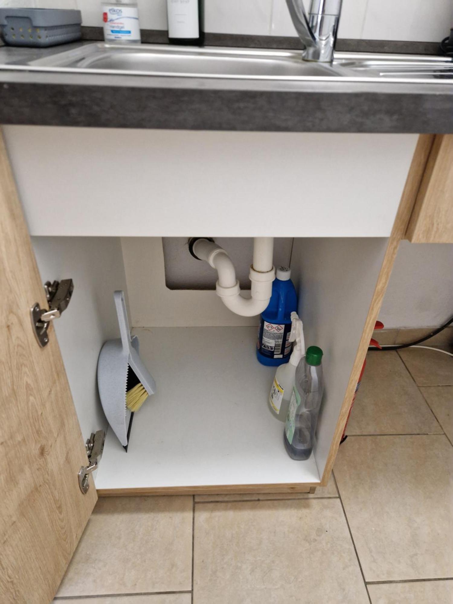 Zentrale Und Komfortable Wohnung لبسيا المظهر الخارجي الصورة